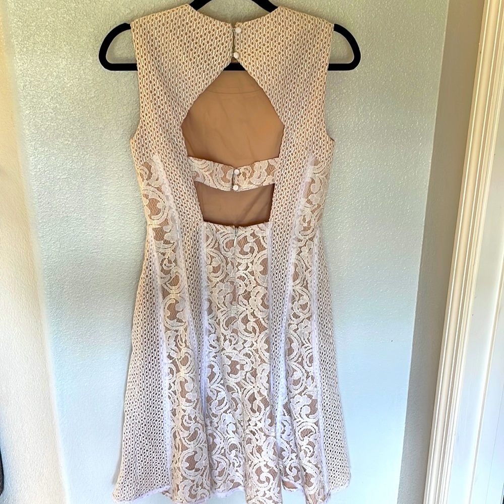 BCBG MAXAZRIA Lace dress.